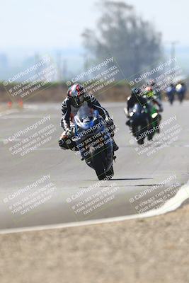 media/Sep-20-2025-TrackDaz (Sat) [[27f0cde673]]/B Group/220pm (Turn 9)/